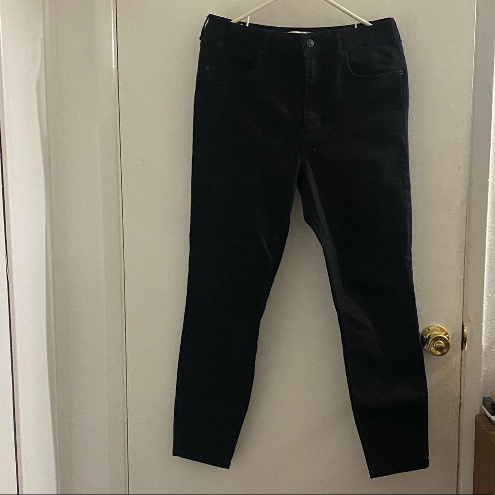 ❗️SOLD❗️Zara Skinny Jeans